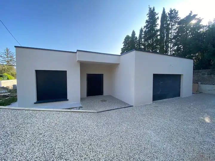 Maison contemporaine gérée par Hostimo